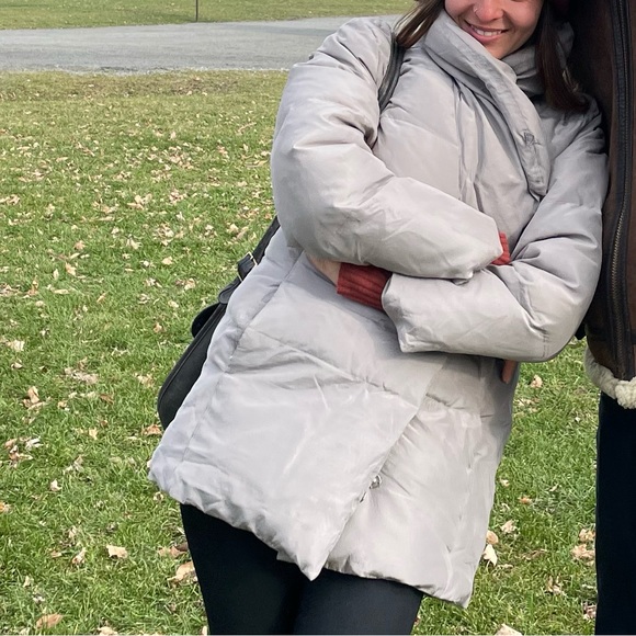 Club Monaco Silk Ramona Puffer Coat Down Puff Jacket size Small Grey/ Bei… - Picture 11 of 12